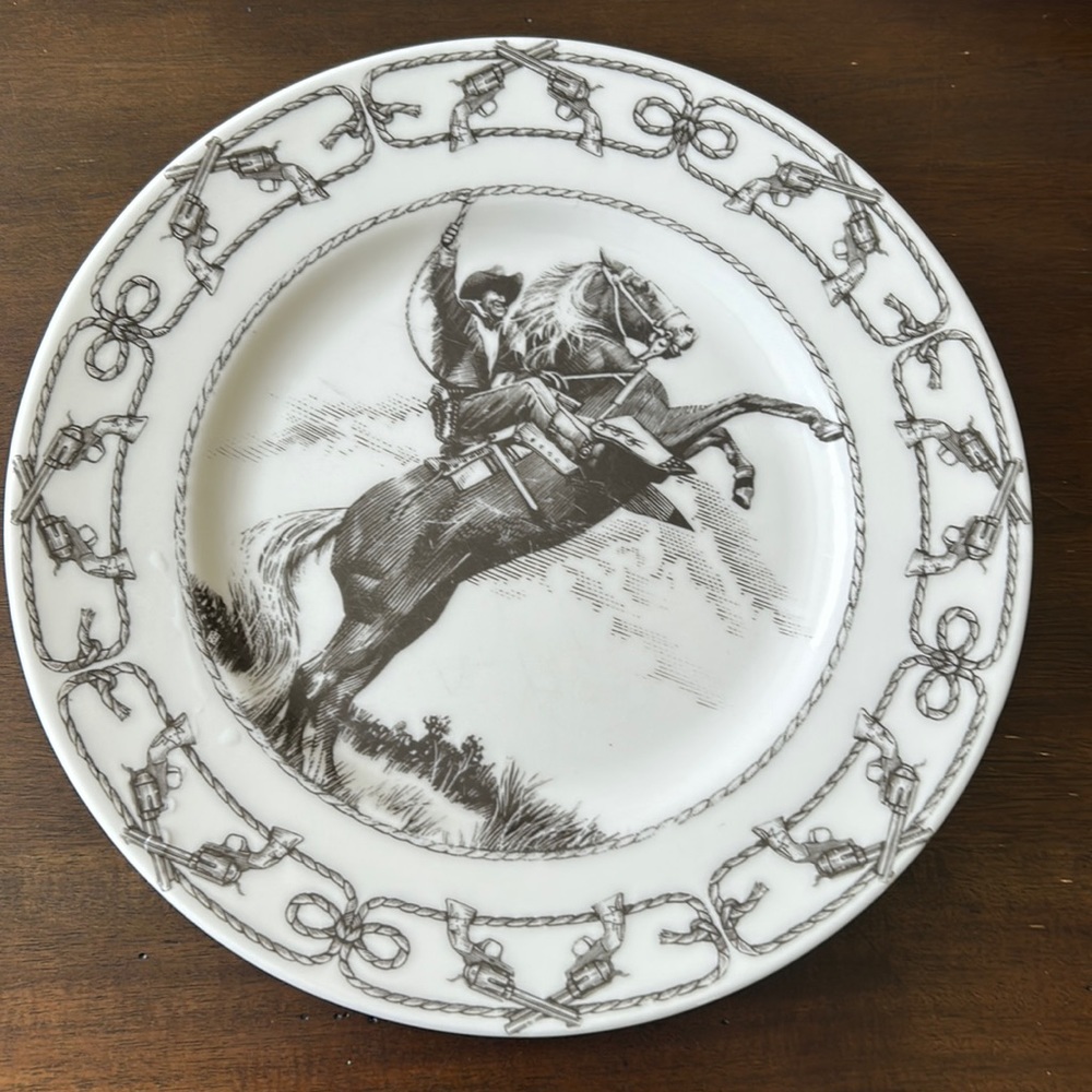 222 Fifth Slice of Life Cowboy dinner plate